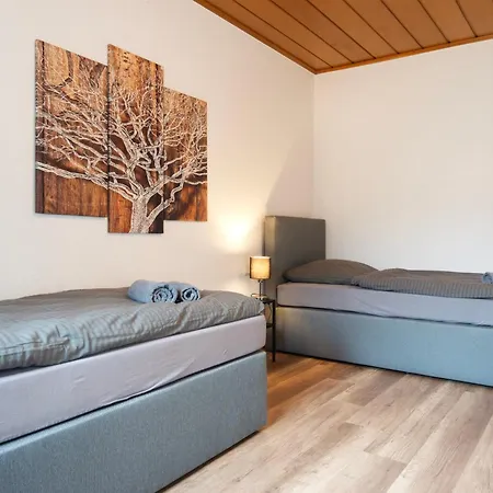 Modern Monteur Apartment Emmerich - 4 Bedrooms - 8 Single Beds * إميريش
